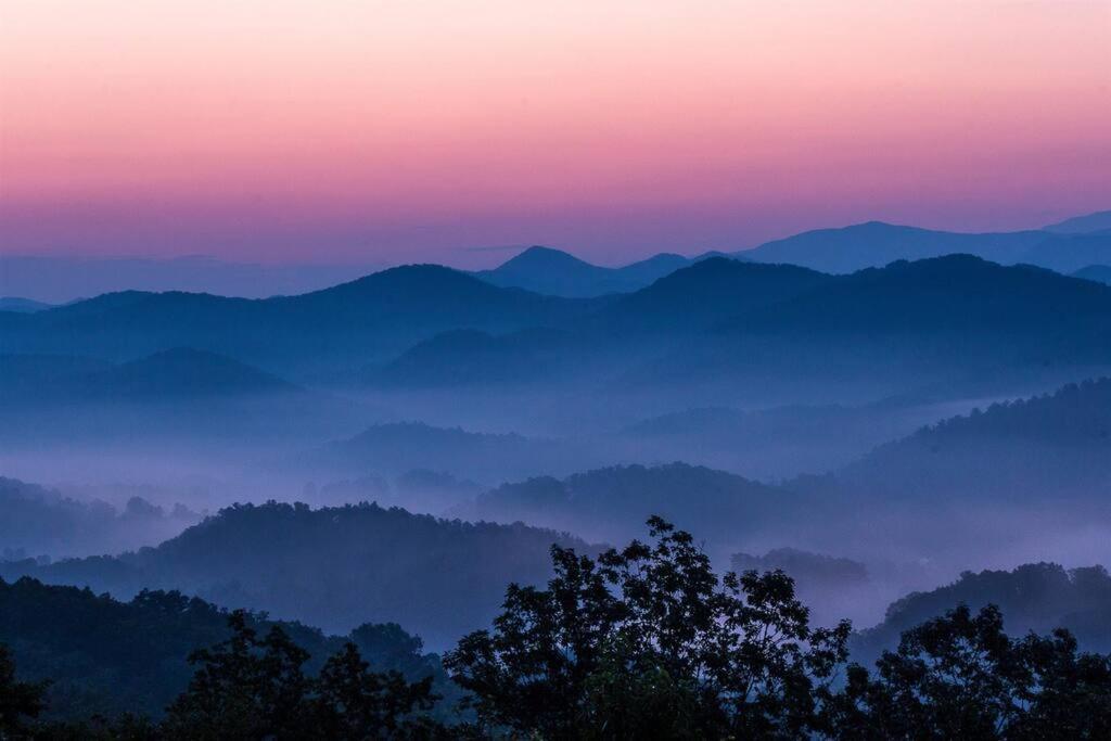Willa Lazy Fox Retreat Sevierville Zewnętrze zdjęcie