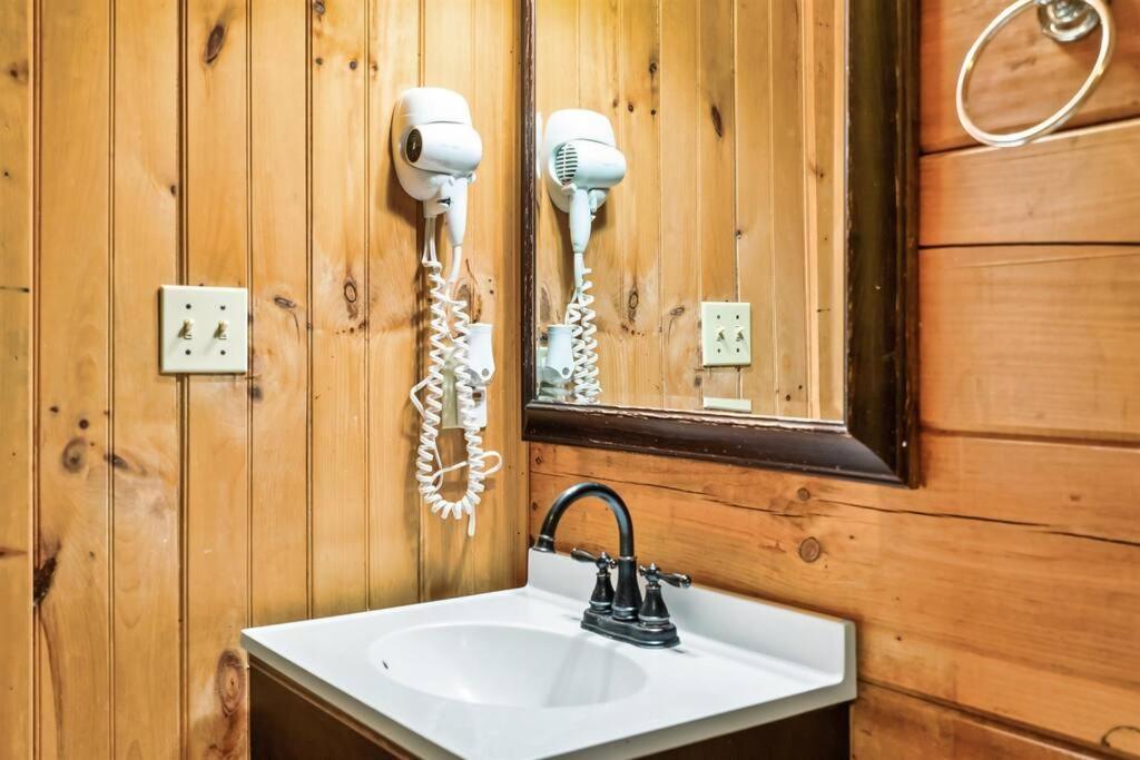 Willa Lazy Fox Retreat Sevierville Zewnętrze zdjęcie