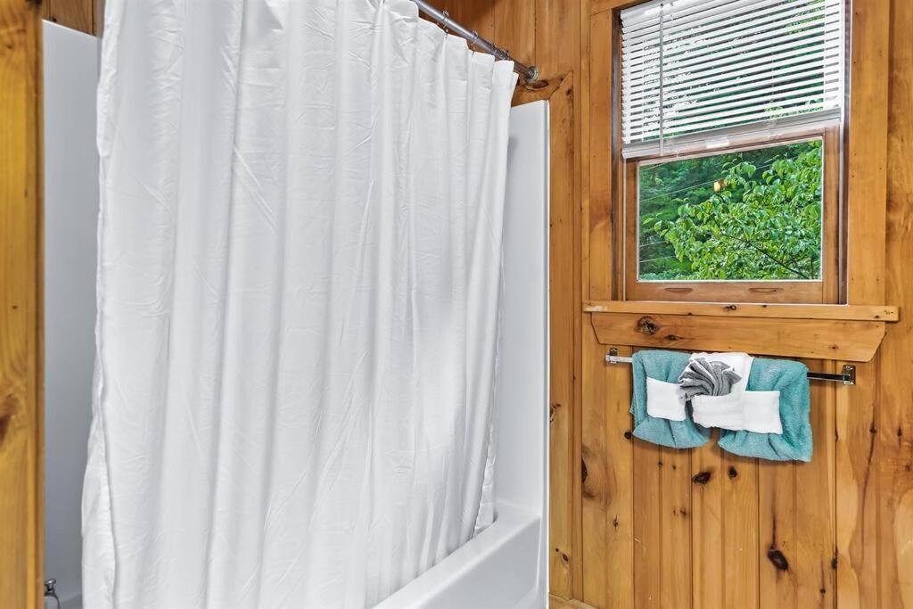 Willa Lazy Fox Retreat Sevierville Zewnętrze zdjęcie